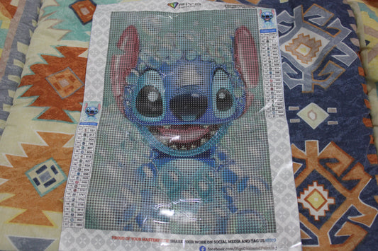 Diamond painting Stitch avec des bulles