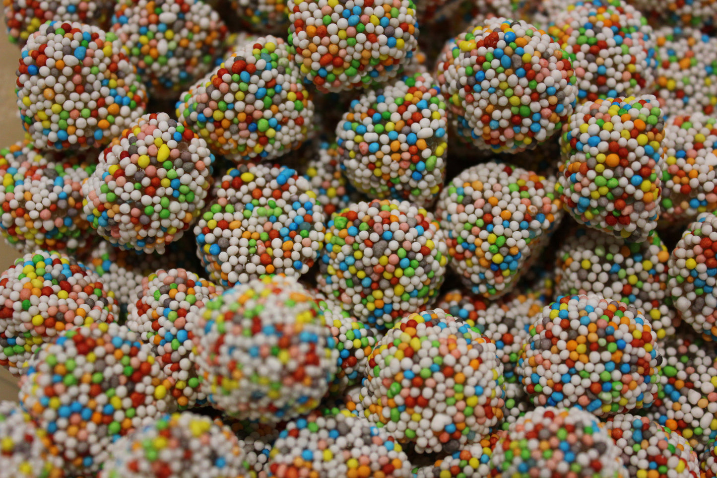 Bonbons Fini Mûres perlées multicolores (100g)